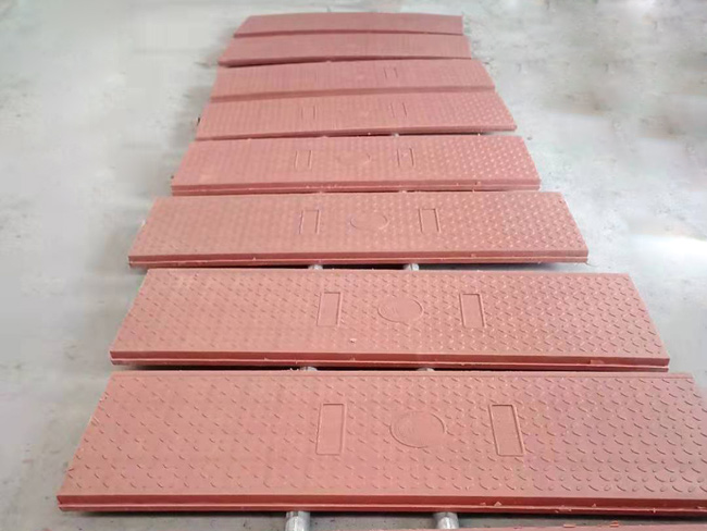 扣槽（卡槽）式电缆沟盖板